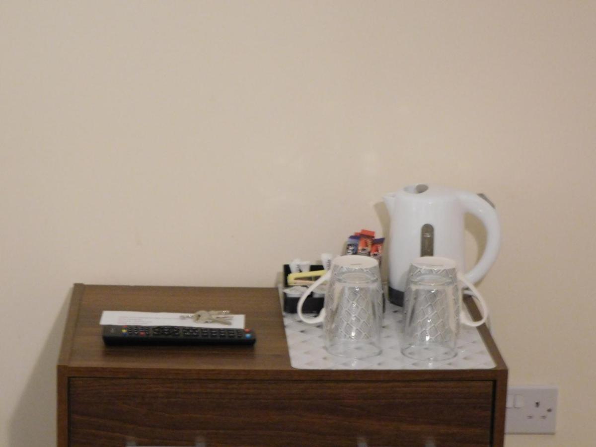 Double Room With Ensuite, Tea & Coffee, Falkirk, Scotland Exterior photo