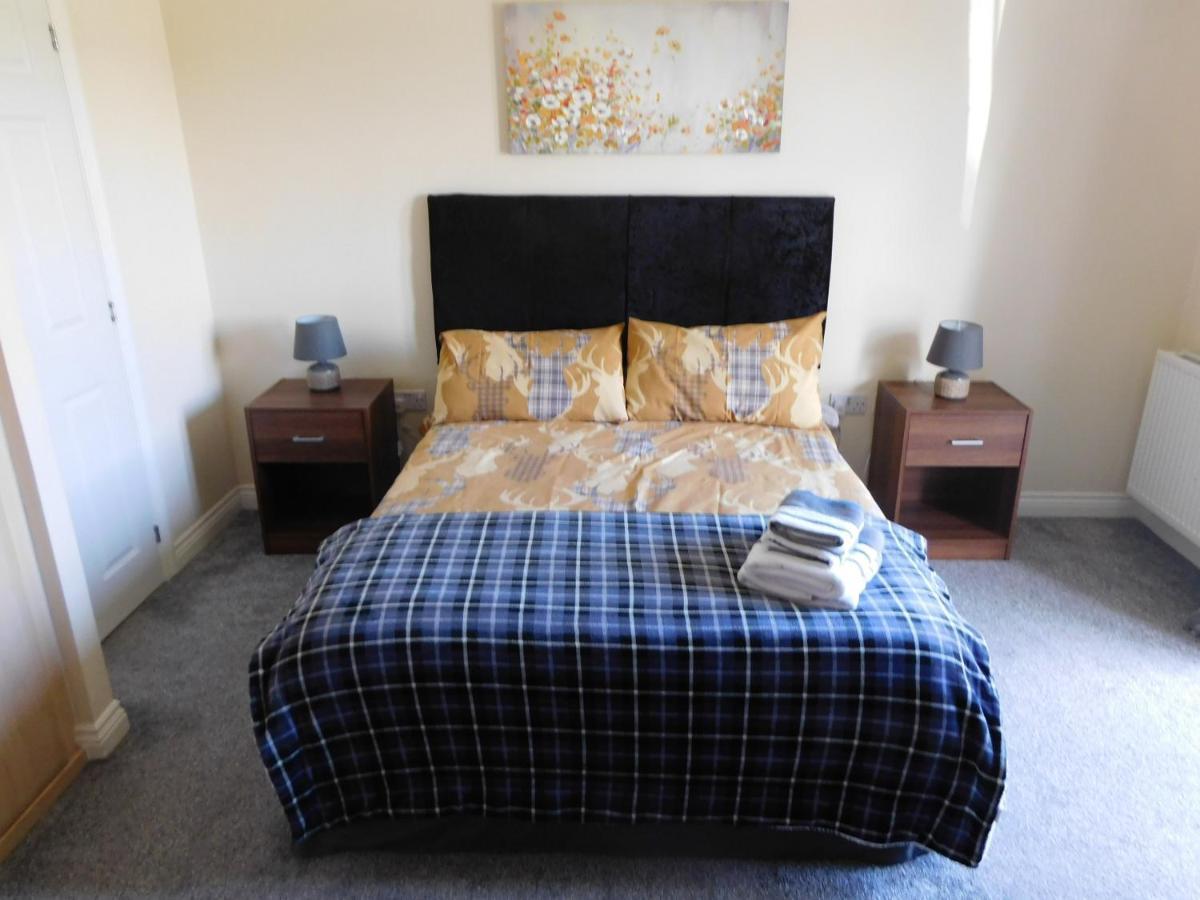 Double Room With Ensuite, Tea & Coffee, Falkirk, Scotland Exterior photo